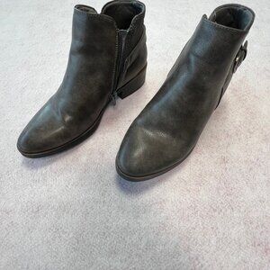 Beartraps Marconi Gray Booties - Size 6 M